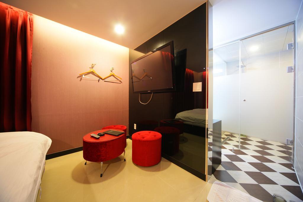 Iris Motel Busan Extérieur photo