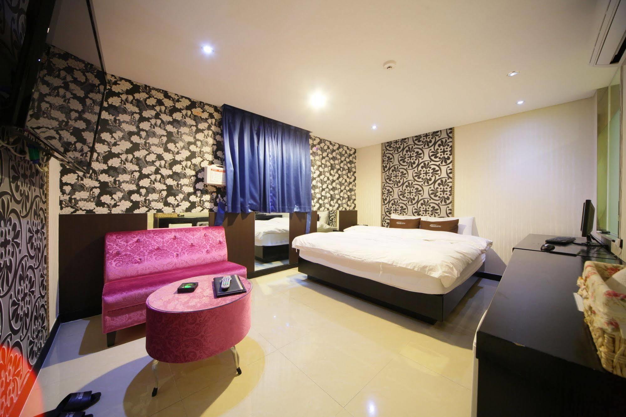 Iris Motel Busan Extérieur photo