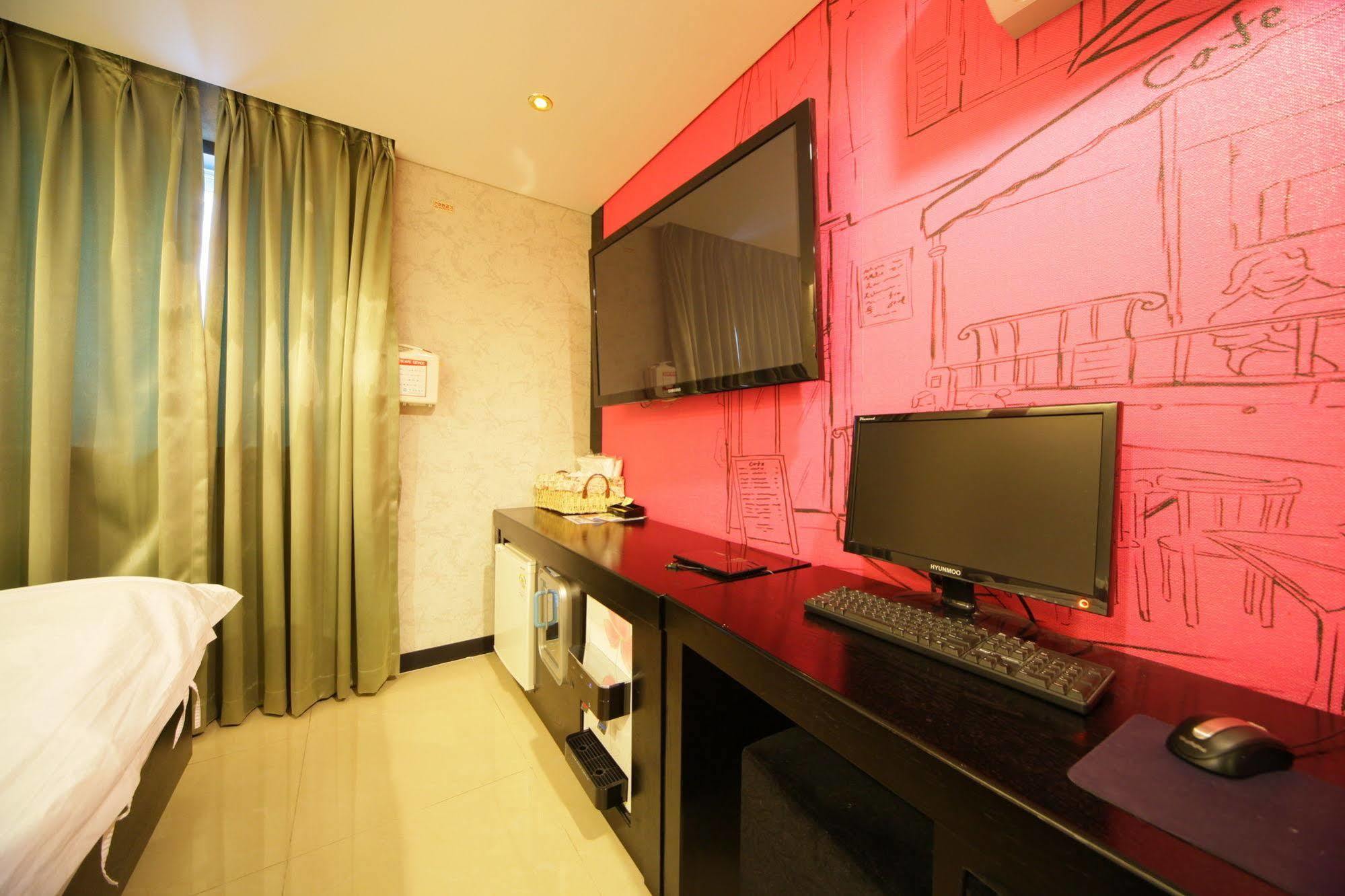 Iris Motel Busan Extérieur photo