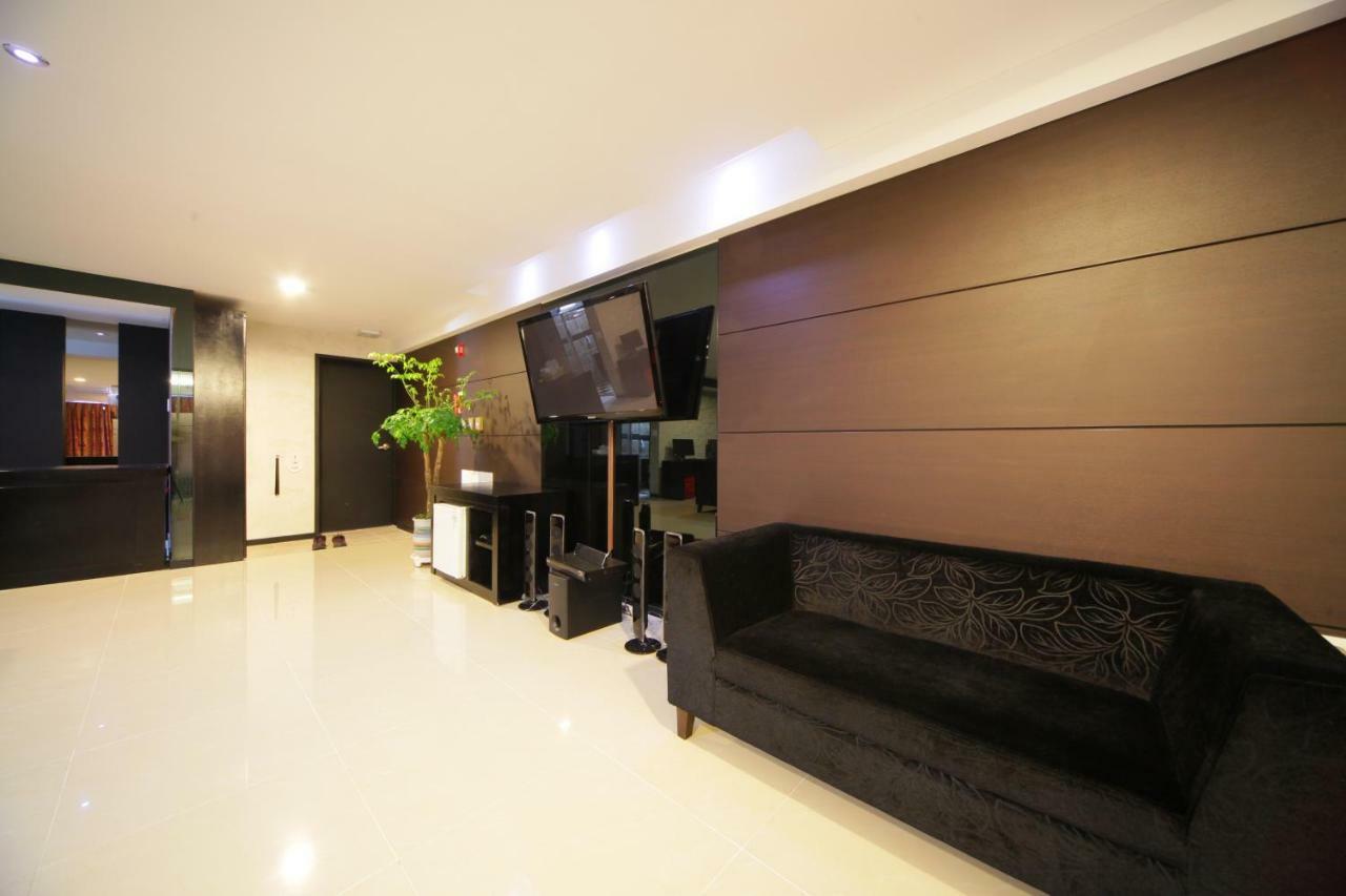 Iris Motel Busan Extérieur photo