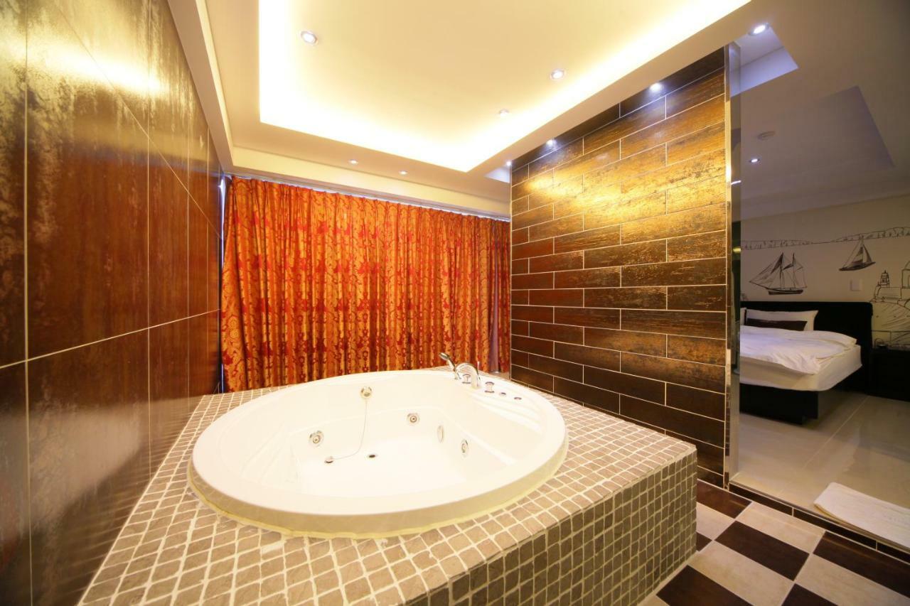 Iris Motel Busan Extérieur photo